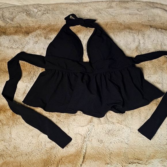 Women's J. Crew BLACK Halter Peplum Tankini Top Size SMALL - Picture 1 of 6